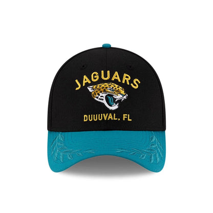 This is a Jacksonville Jaguars NFL Draft 2025 Black 39THIRTY Stretch Fit Cap 3