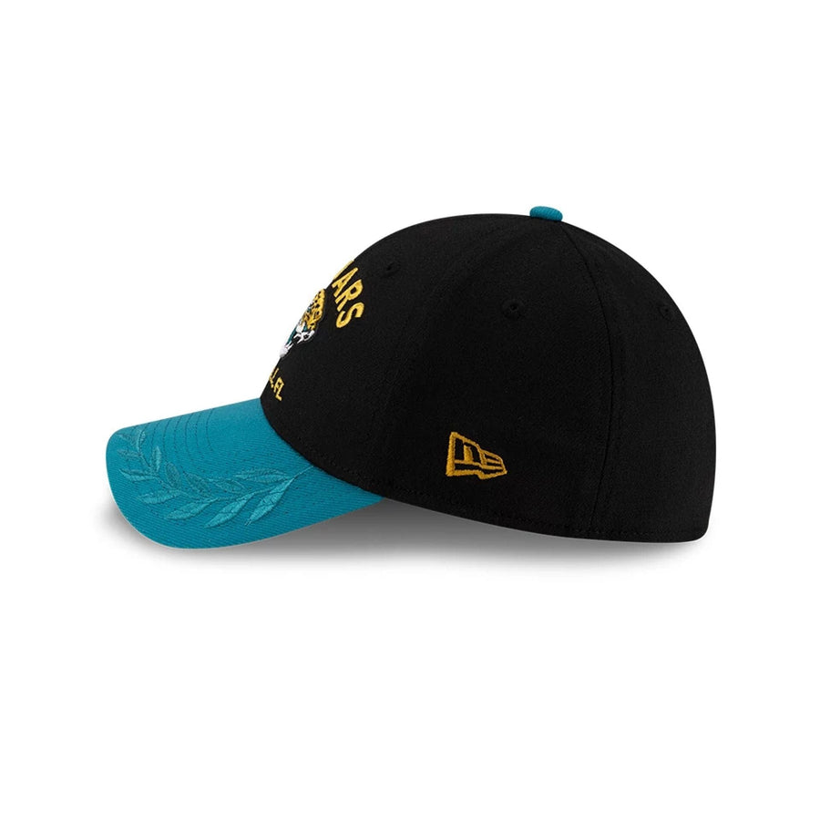This is a Jacksonville Jaguars NFL Draft 2025 Black 39THIRTY Stretch Fit Cap 5