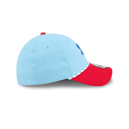 This is a Chicago White Sox MLB 4th Of July Blue 39THIRTY Stretch Fit Cap 6