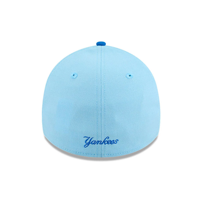 This is a New York Yankees MLB 4th Of July Blue 39THIRTY Stretch Fit Cap 7