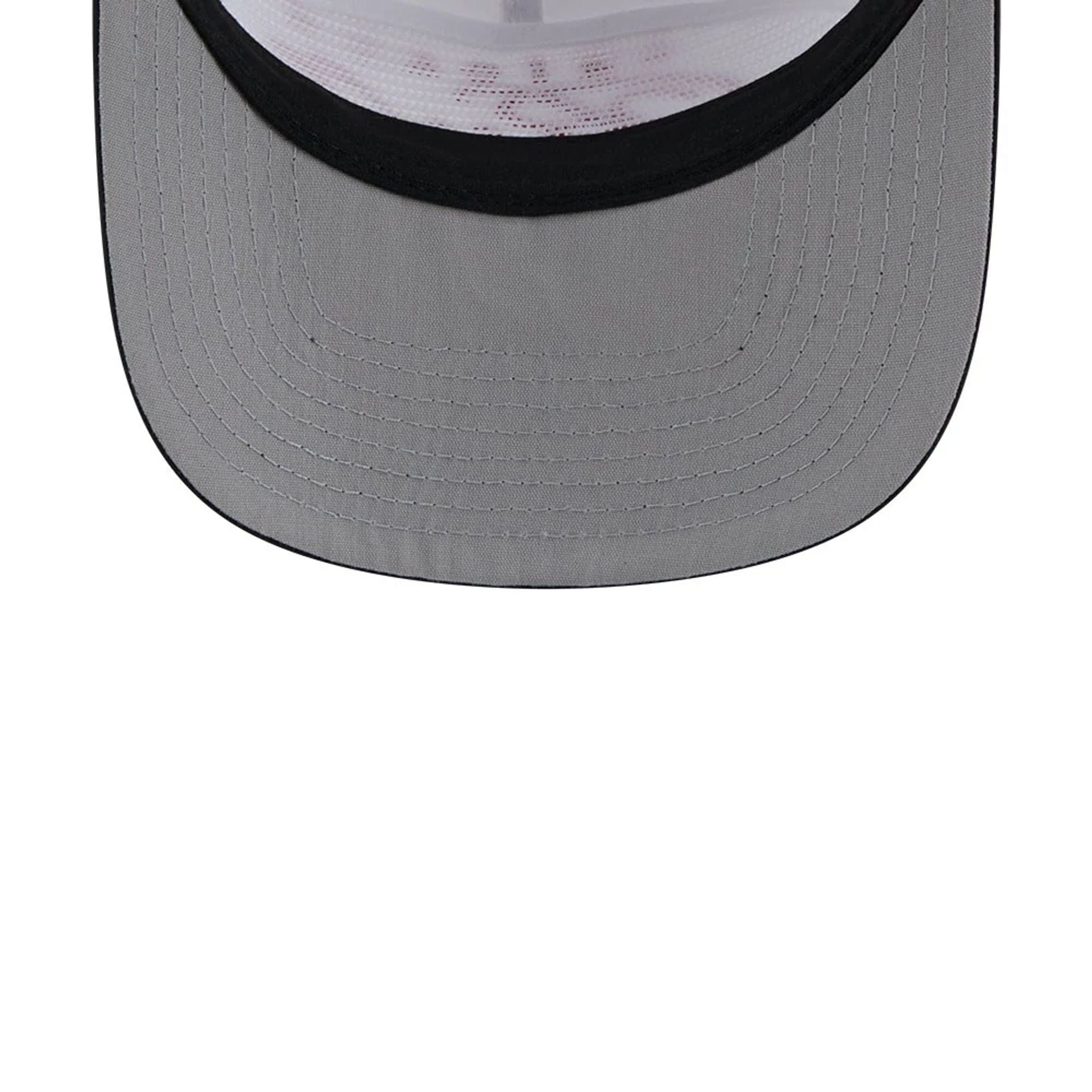 This is a Chicago Bulls NBA Draft 2025 White 19TWENTY Adjustable Cap 2