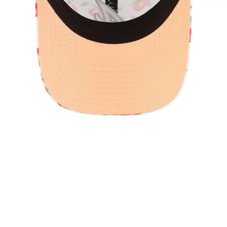 This is a Atlanta Braves MLB Peaches White 9TWENTY Adjustable Cap 2