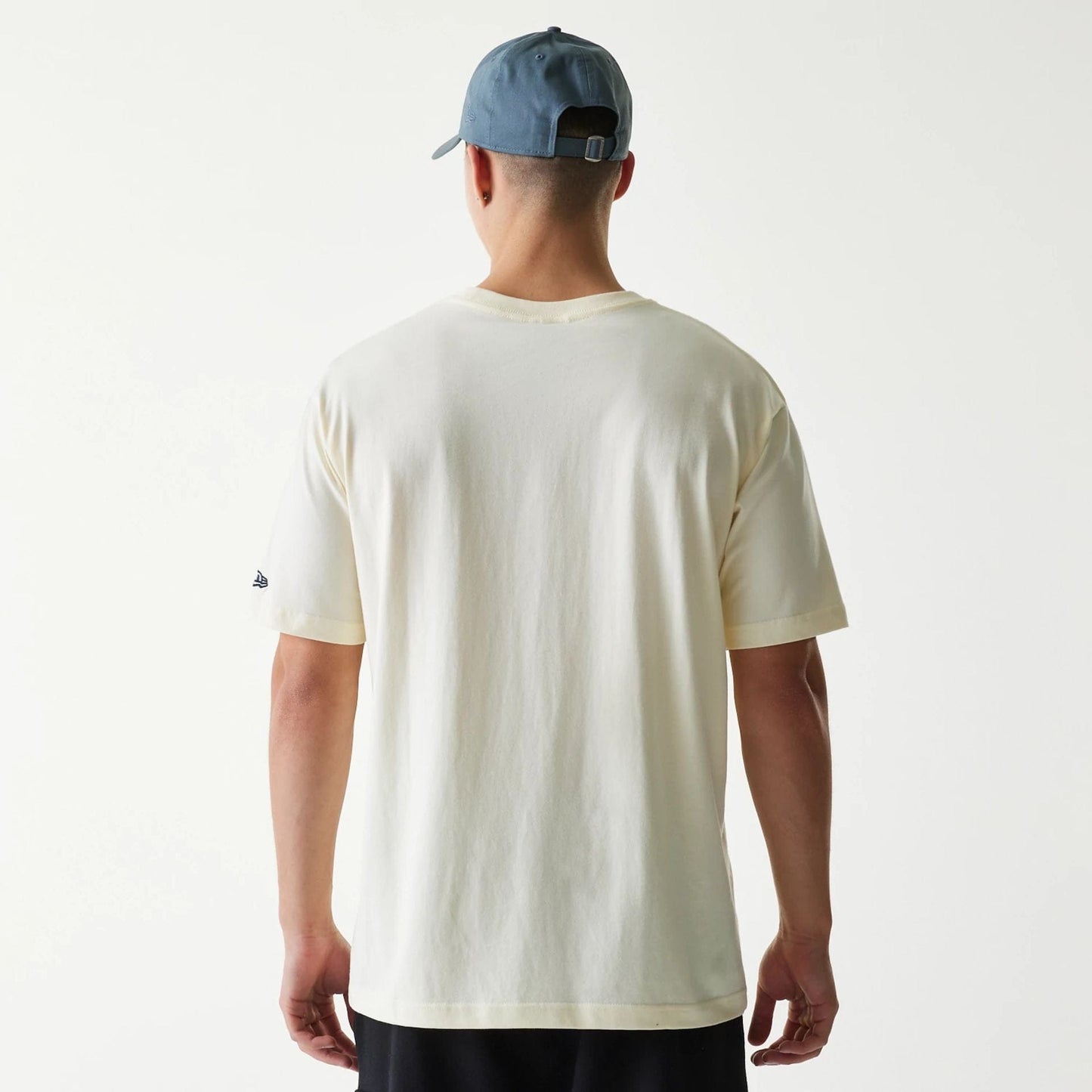 The Male model is wearing New York Yankees MLB Sport Classic Cream T-Shirt 2