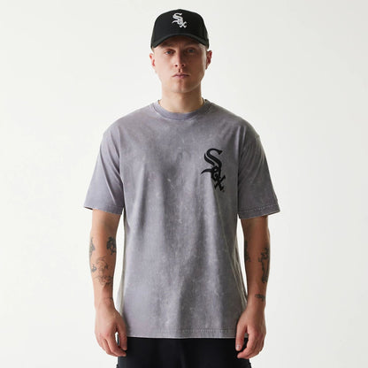 The Male model is wearing Chicago White Sox MLB Sport Classic Grey T-Shirt 5