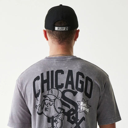 The Male model is wearing Chicago White Sox MLB Sport Classic Grey T-Shirt 7