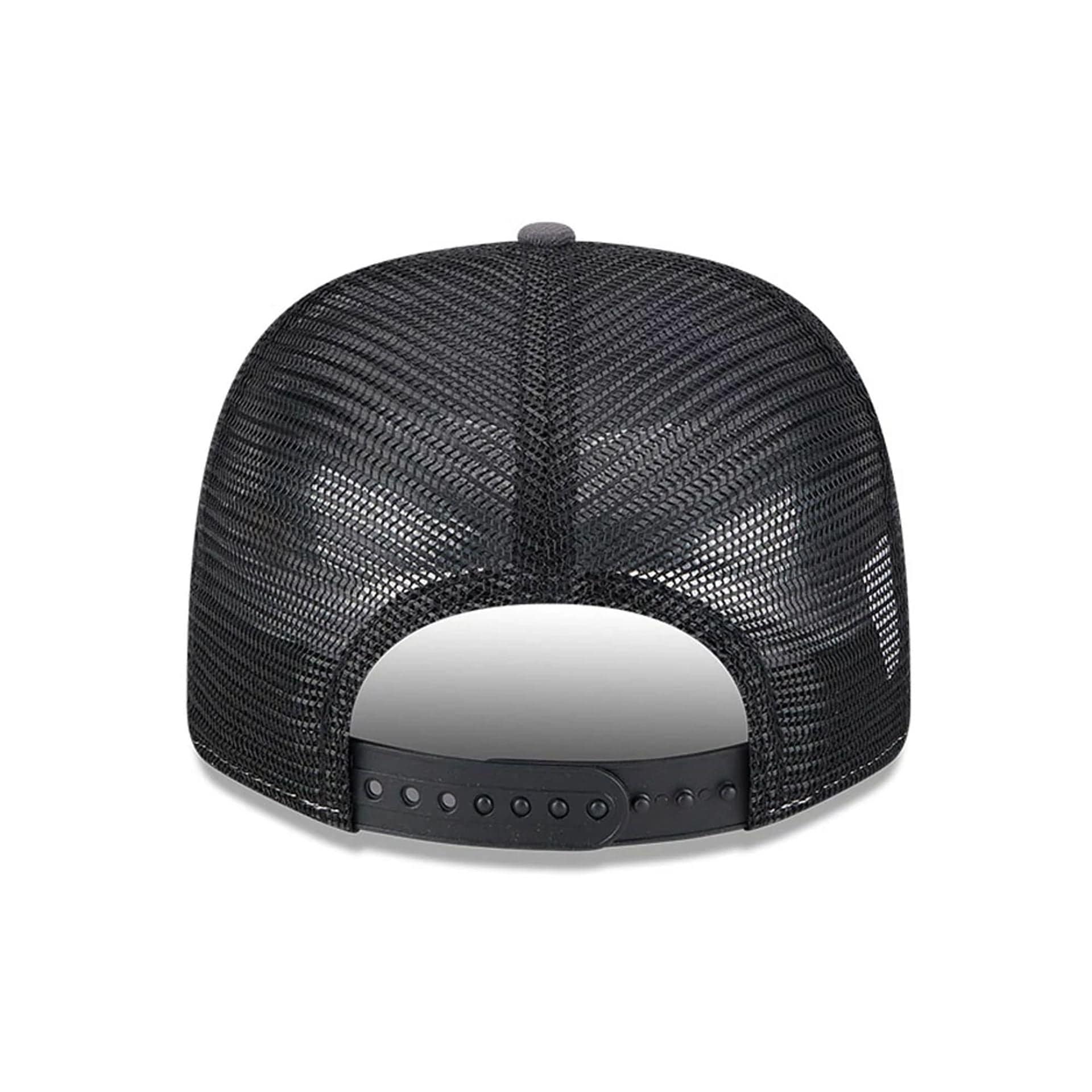 This is a Wonder Woman Dark Grey 9SEVENTY Stretch Snap Adjustable Cap 7