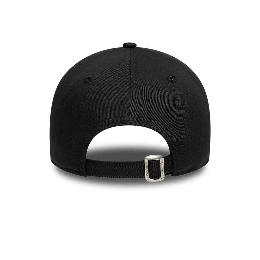 This is a New Era Heart Black 9TWENTY Adjustable Cap 4