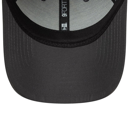 This is a New York Yankees MLB Flawless Dark Grey 9FORTY Adjustable Cap 4