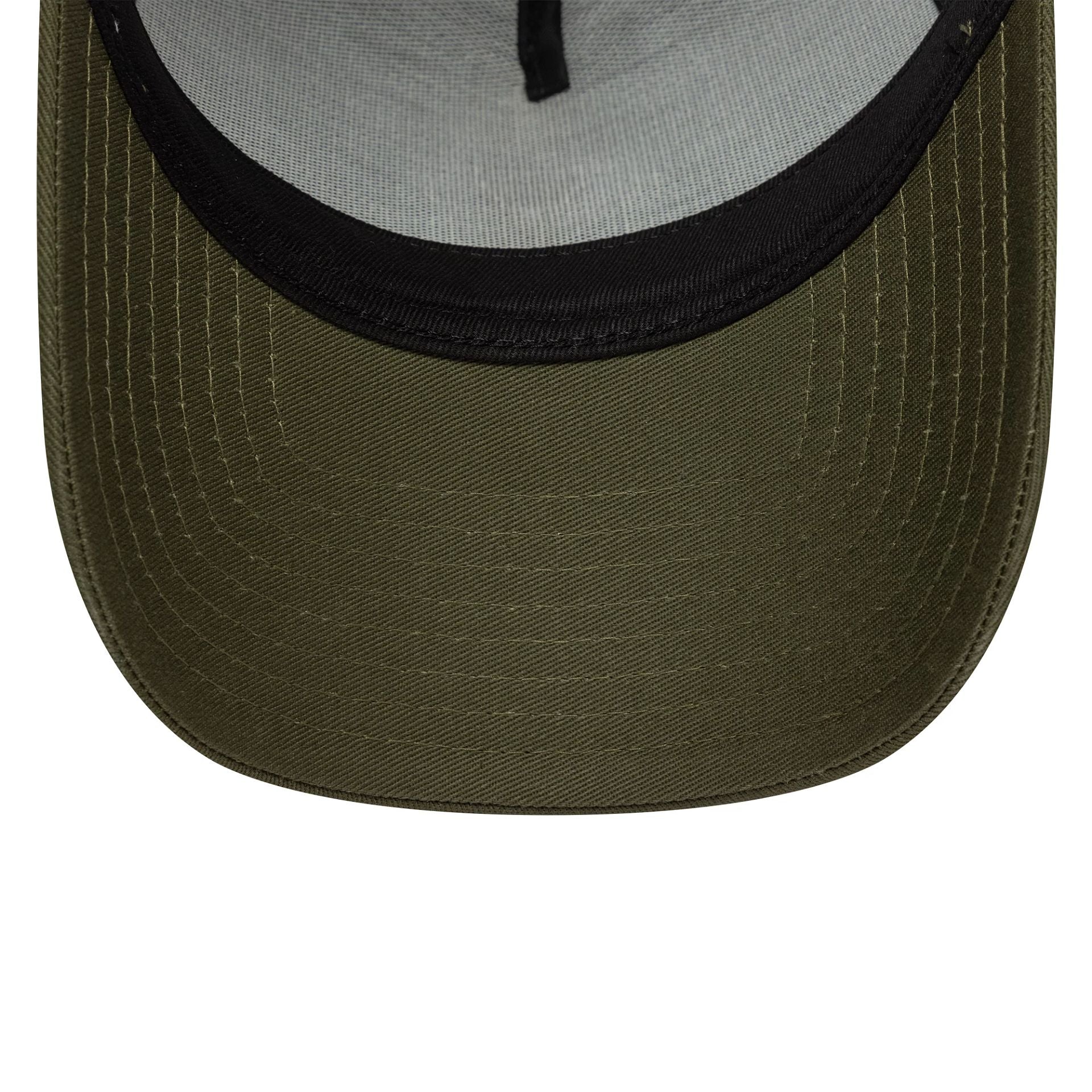 This is a New York Yankees MLB League Essential Dark Green 9FORTY E-Frame Trucker Adjustable Cap 5