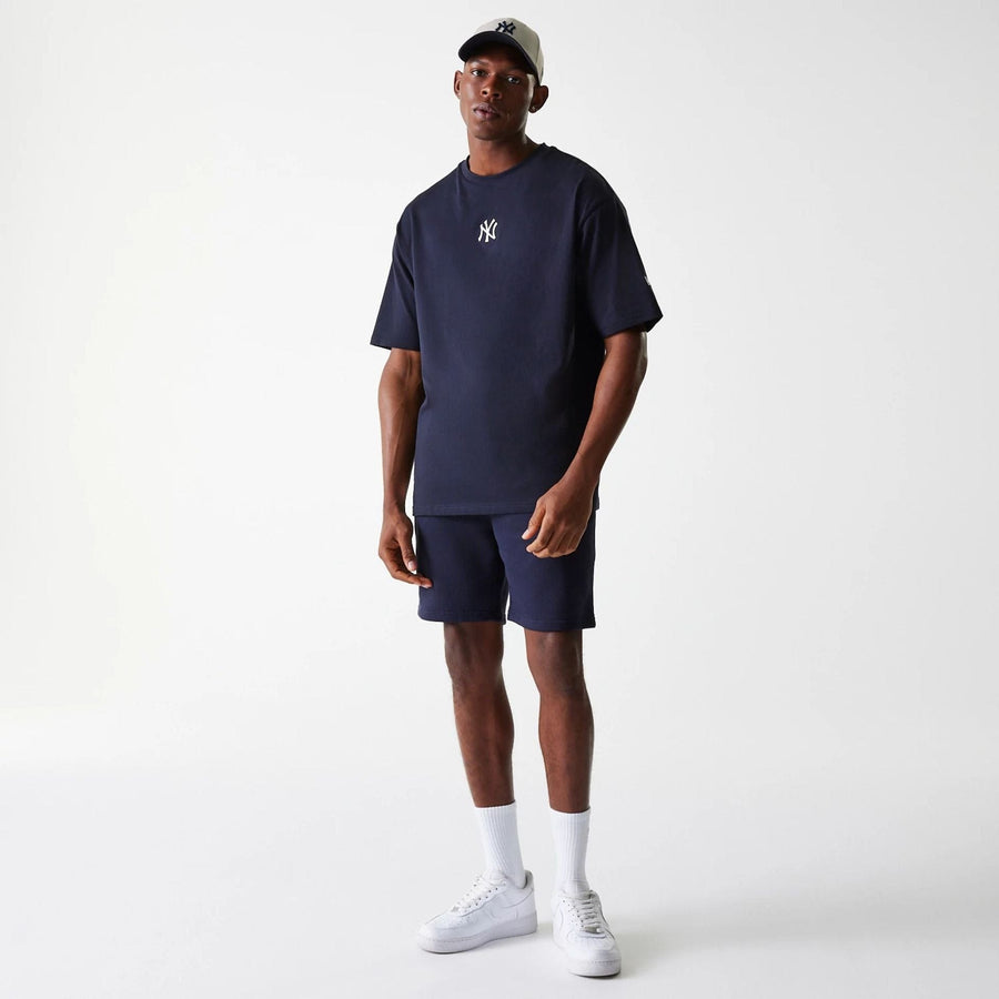 The Male model is wearing New York Yankees MLB League Essential Navy Oversized T-Shirt 7