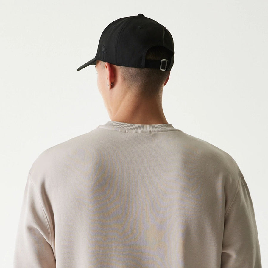 The Male model is wearing New York Yankees MLB League Essential Midi Cream Oversized Crew Neck Sweater 7