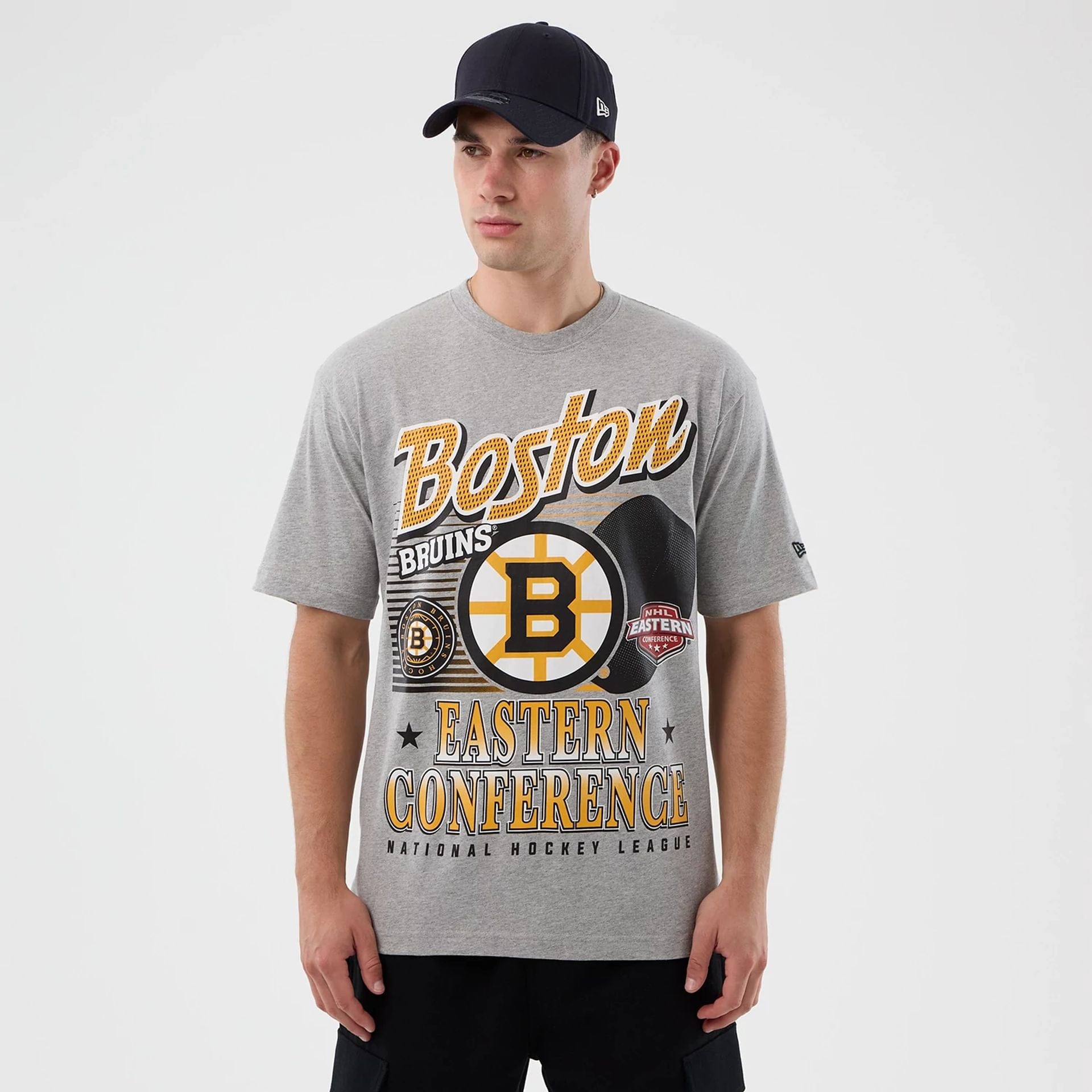 The Male model is wearing Boston Bruins NHL Sport Classic Grey T-Shirt 1