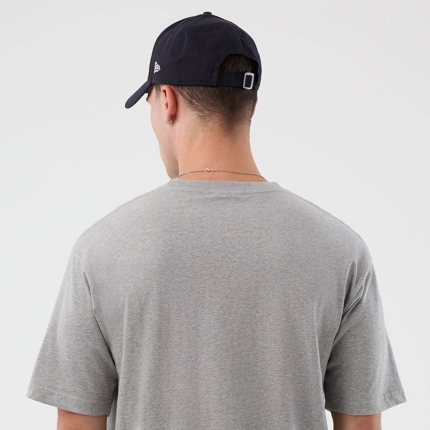 The Male model is wearing New York Rangers NHL Sport Classic Grey T-Shirt 5