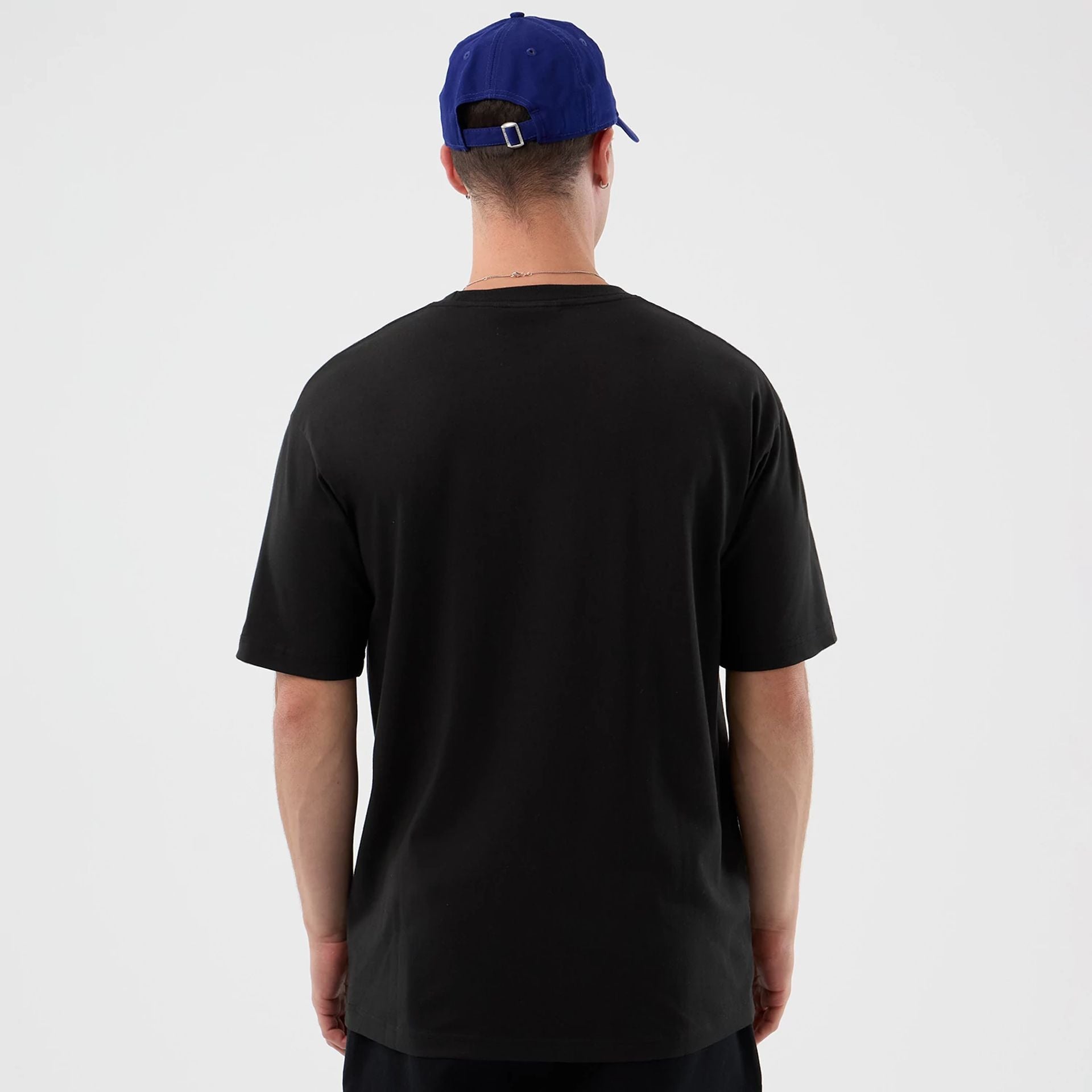 The Male model is wearing LA Dodgers Player Life Graphic Black T-Shirt 2