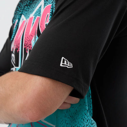 The Male model is wearing New York Yankees Life Graphic Black T-Shirt 4