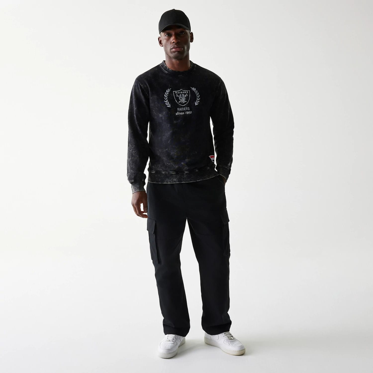 NFL Throwback Las Vegas Raiders Black Crew Neck Sweater | NEC EU