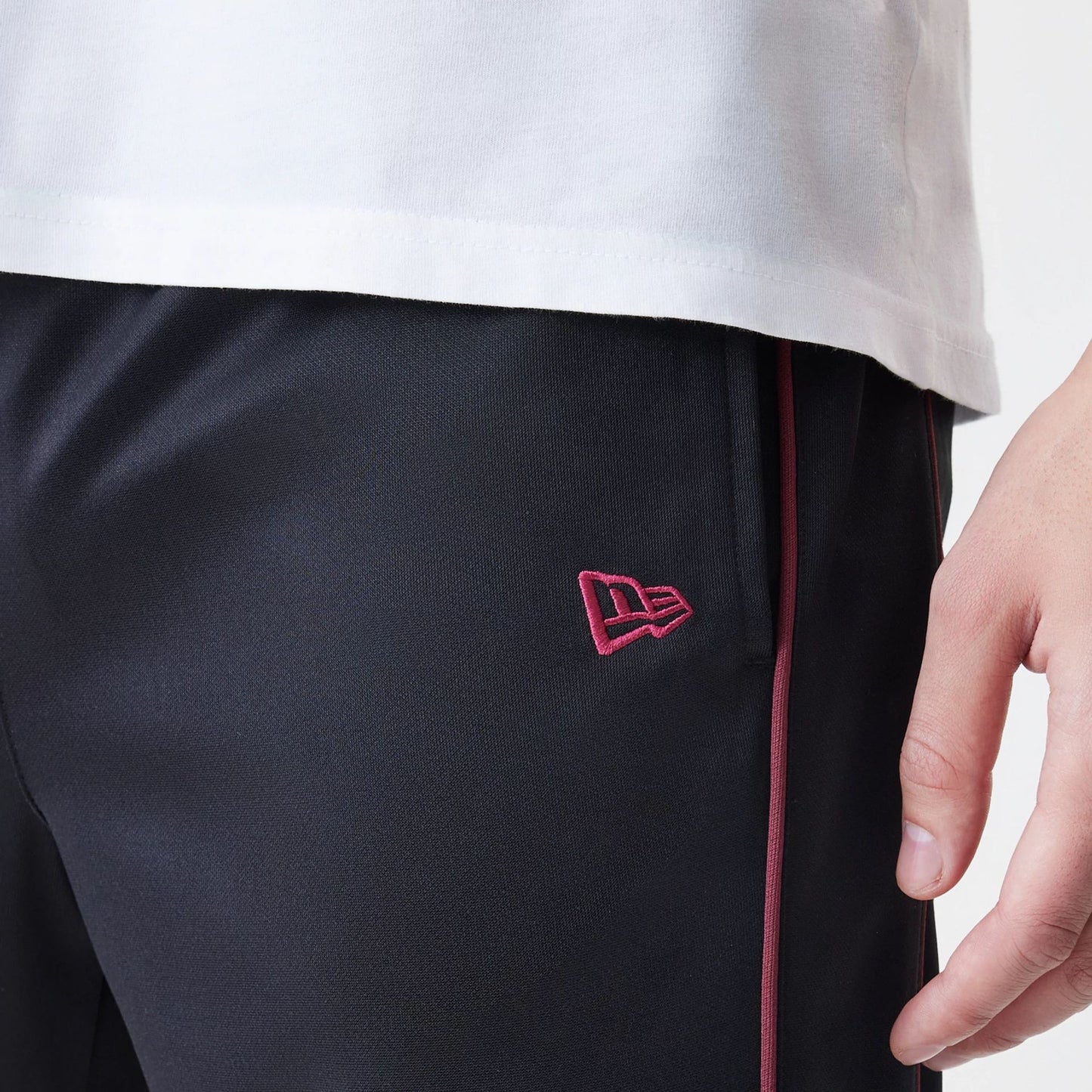 The Male model is wearing New York Yankees MLB Black Track Pants 5