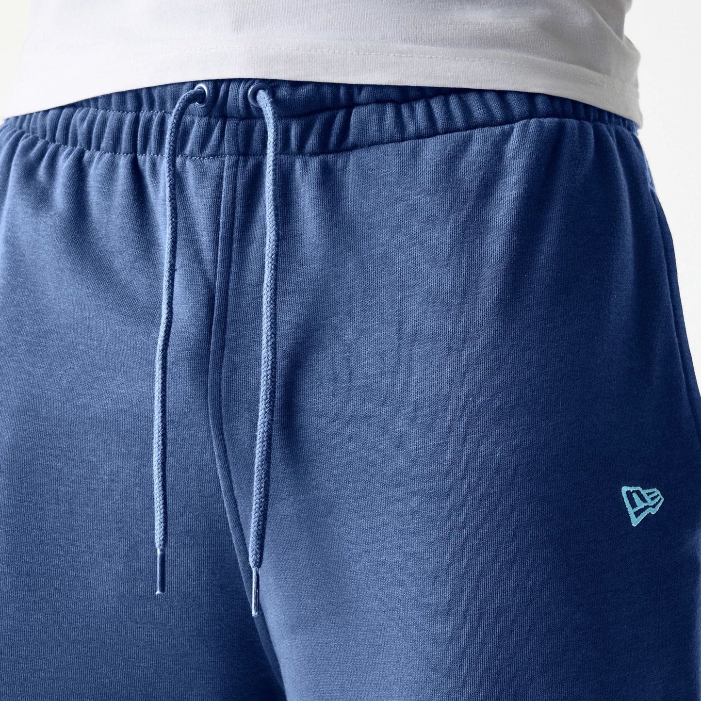 The Male model is wearing LA Dodgers MLB Midi League Essential Blue Joggers 5