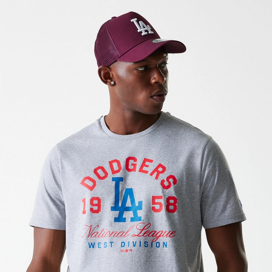 The Male model is wearing LA Dodgers MLB Wordmark Grey T-Shirt 5