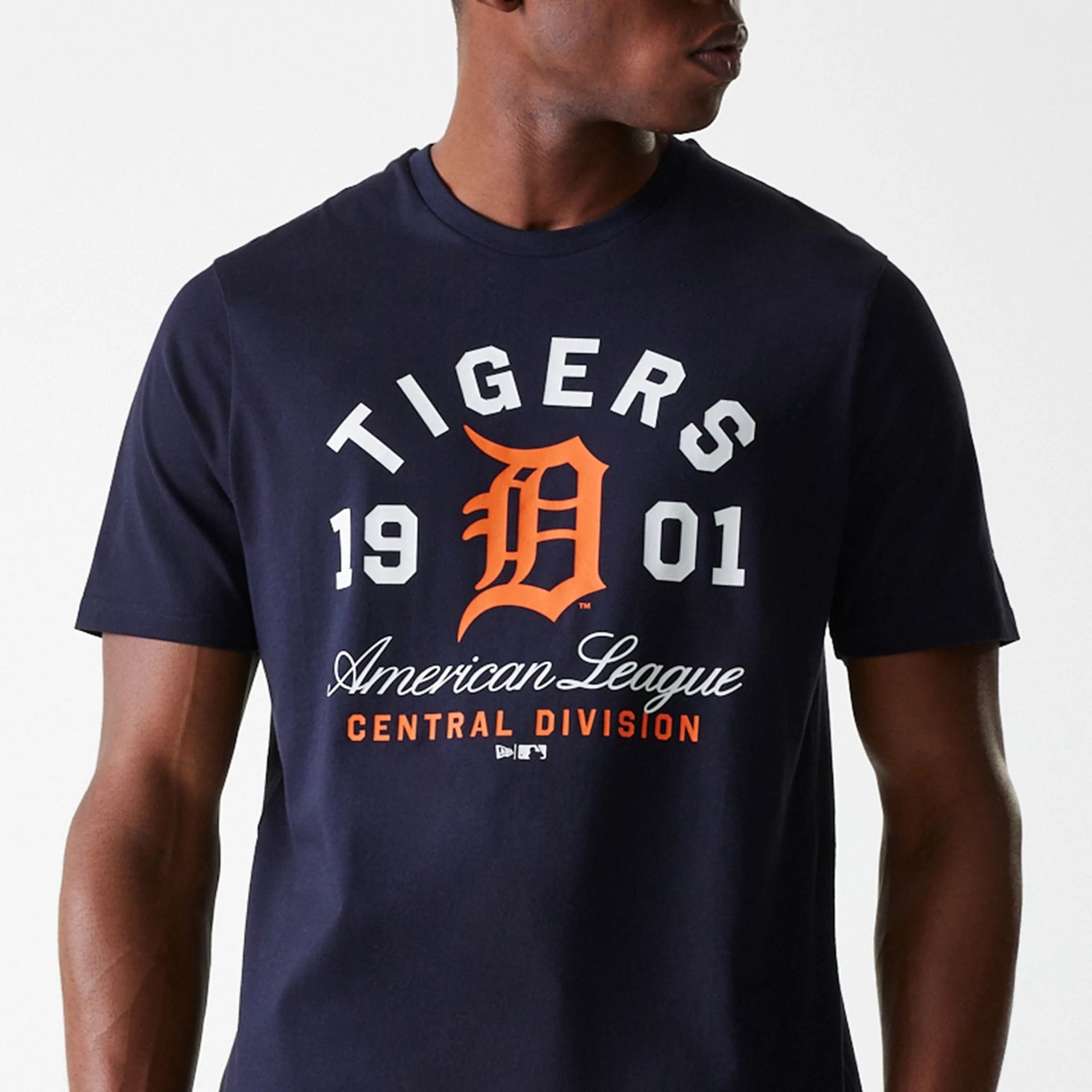 The Male model is wearing Detroit Tigers MLB Wordmark Navy T-Shirt 3