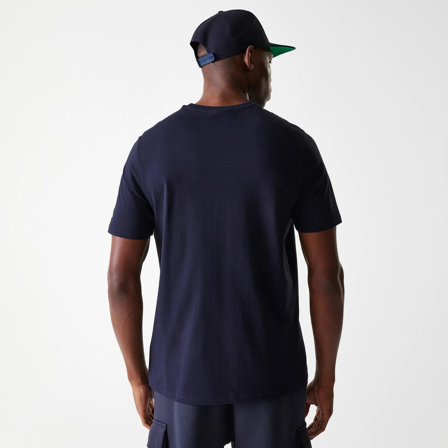The Male model is wearing Detroit Tigers MLB Wordmark Navy T-Shirt 2