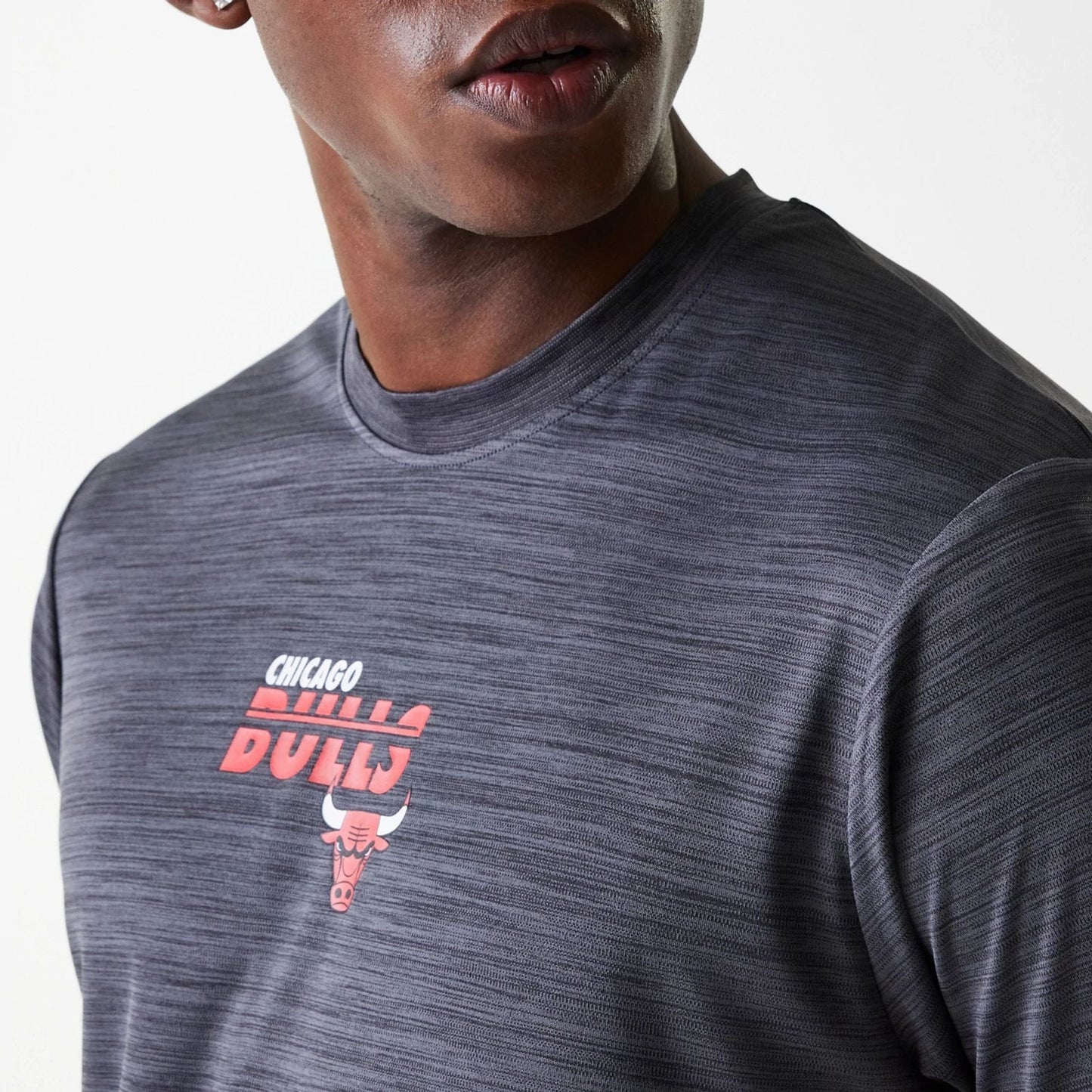 The Male model is wearing Chicago Bulls NBA Essentials Black T-Shirt 4