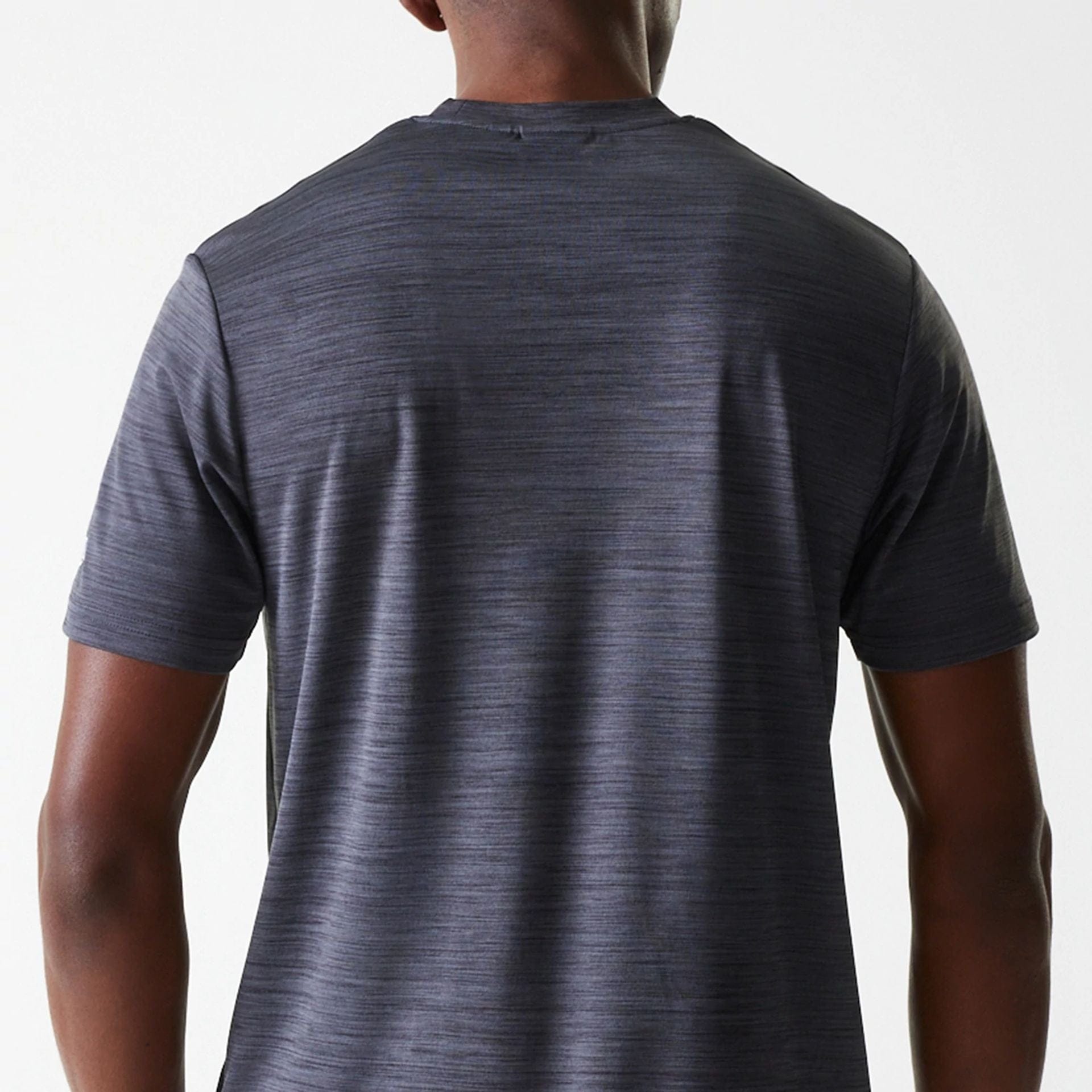 The Male model is wearing Chicago Bulls NBA Essentials Black T-Shirt 6