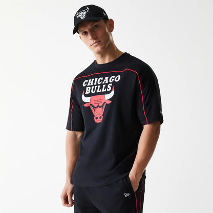 The Male model is wearing Chicago Bulls NBA Piping Black Oversized T-Shirt 1