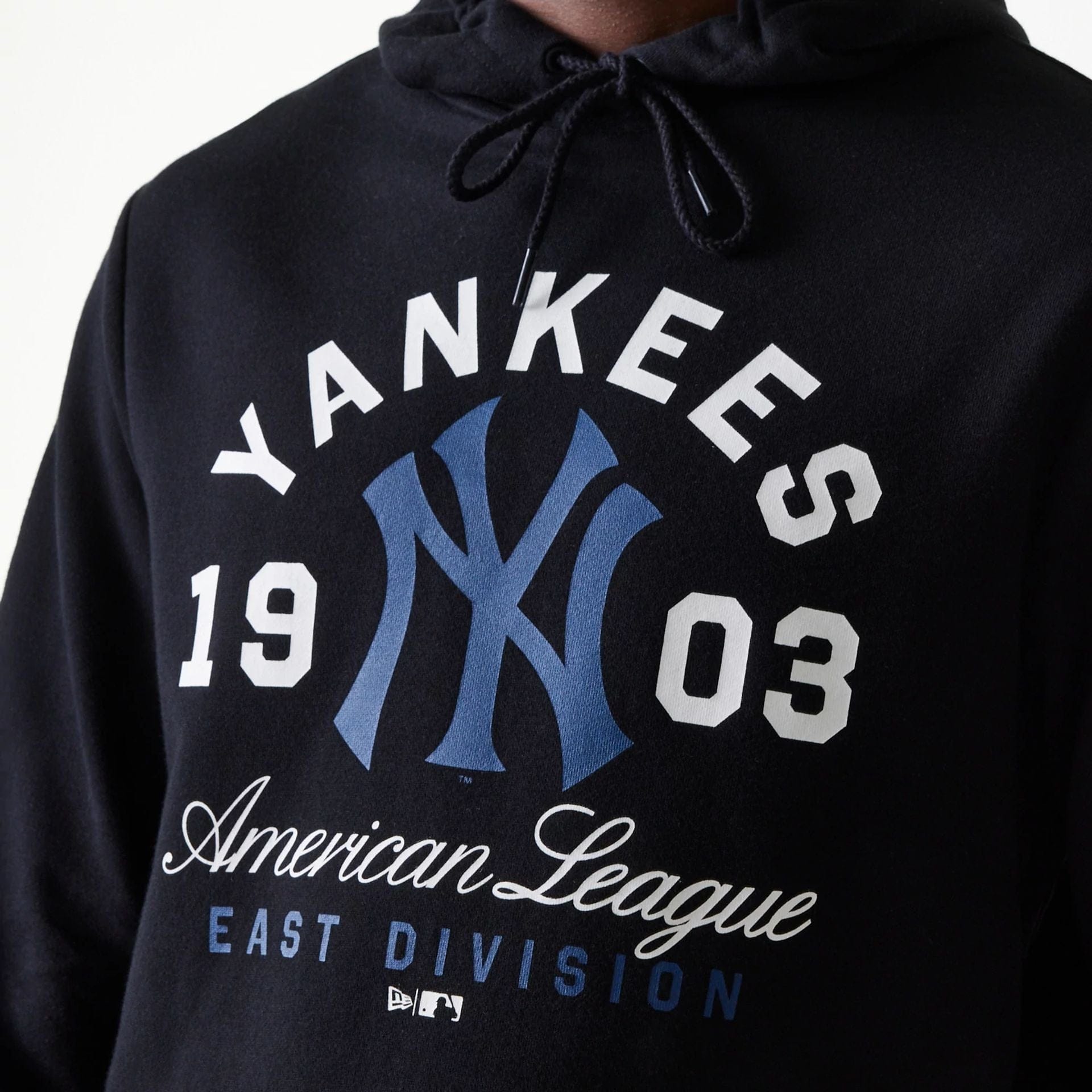 The Male model is wearing New York Yankees MLB Wordmark Black Pullover Hoodie 4