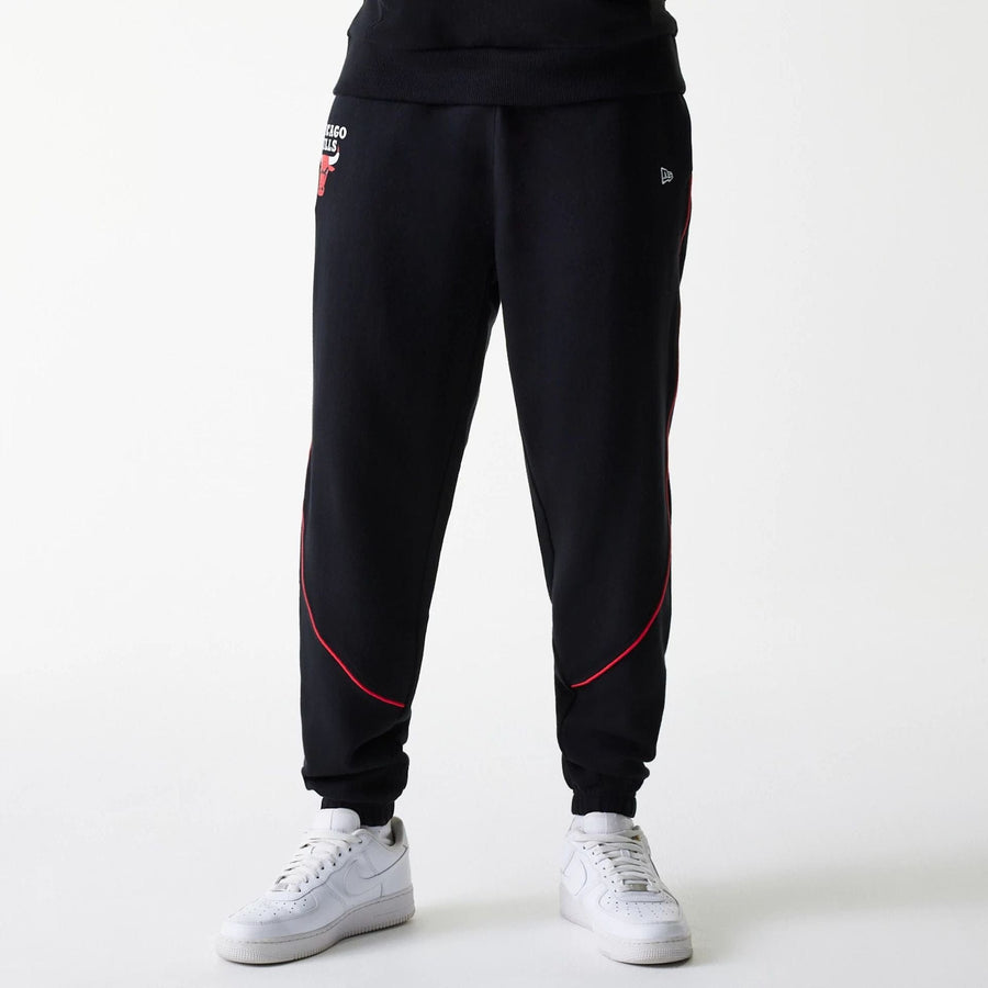 The Male model is wearing Chicago Bulls NBA Piping Black Joggers 1