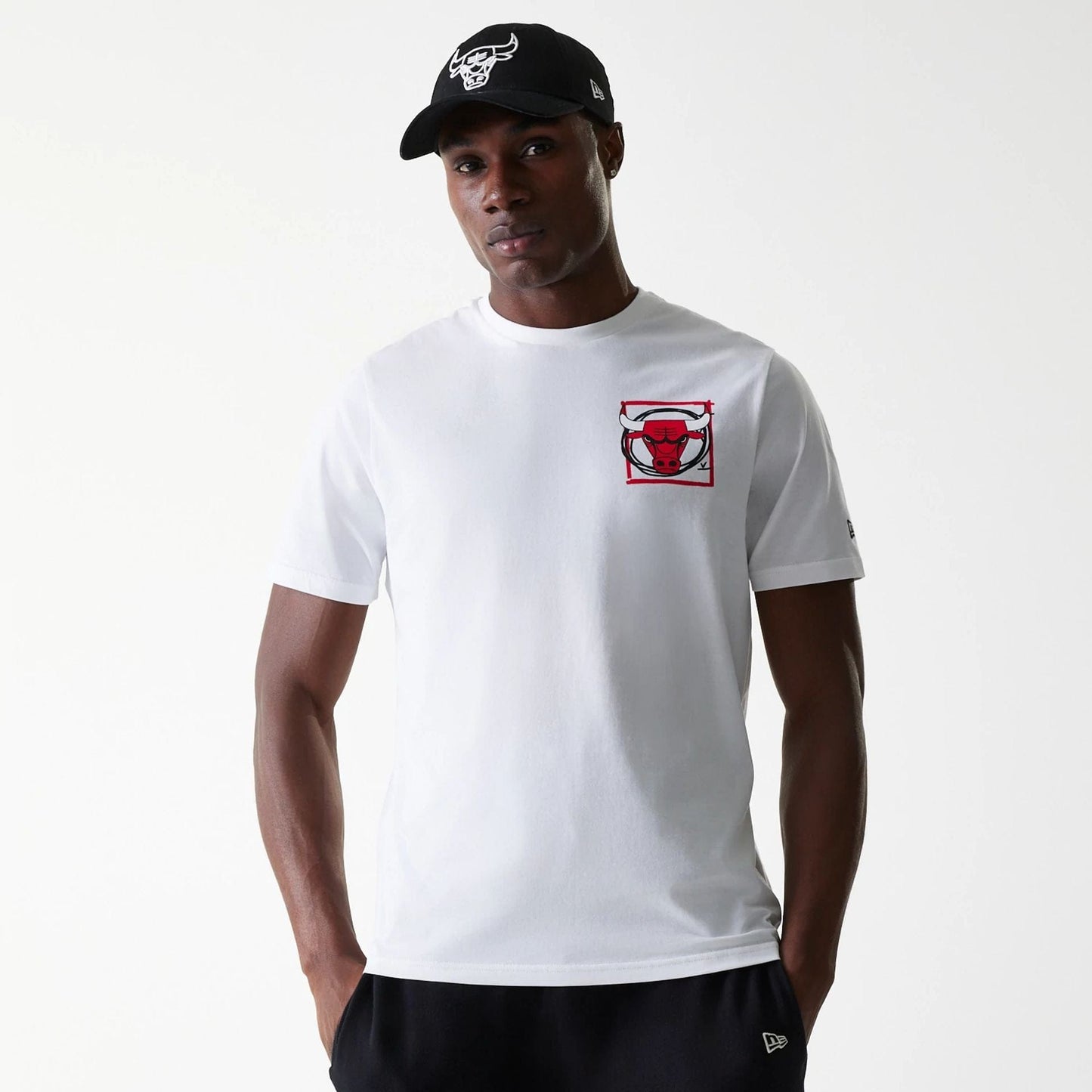 The Male model is wearing Chicago Bulls NBA Photographic Print White T-Shirt 1