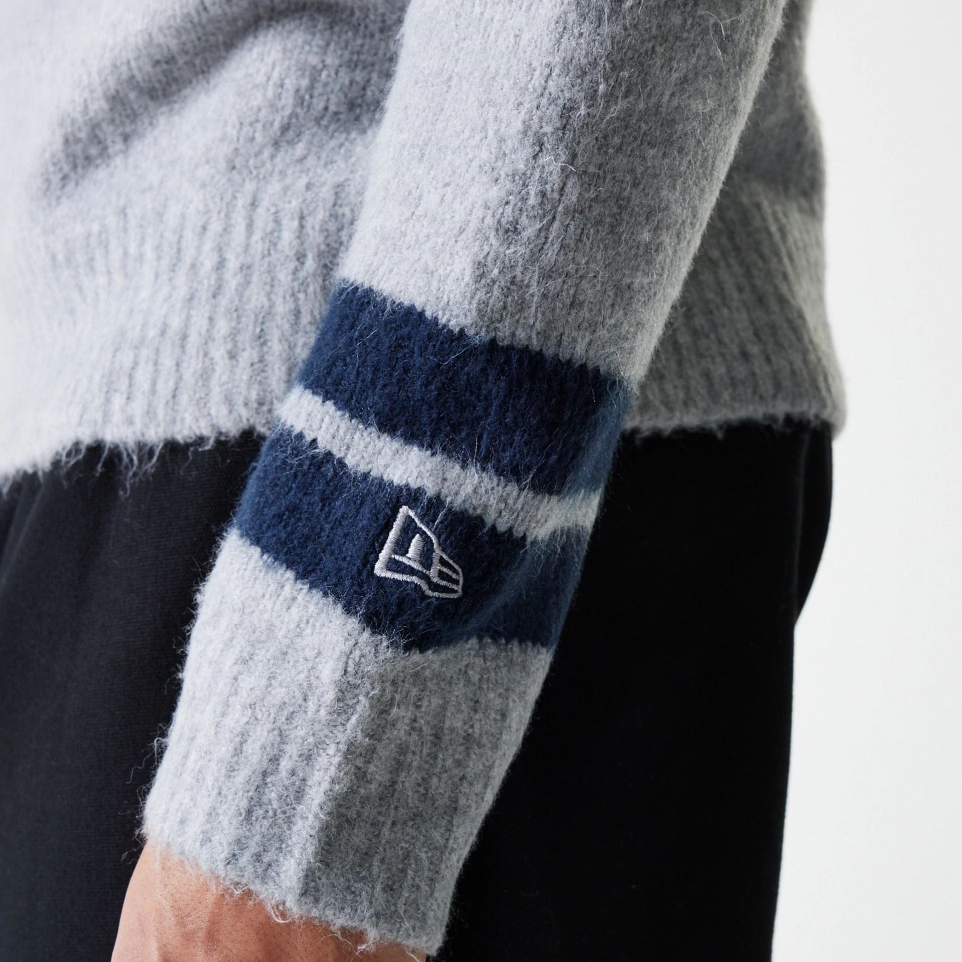 The Male model is wearing New York Yankees MLB Knit Grey Oversized Knit Sweater 7