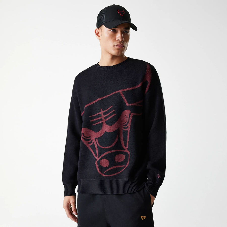 The Male model is wearing Chicago Bulls NBA Knit Black Oversized Knit Sweater 3