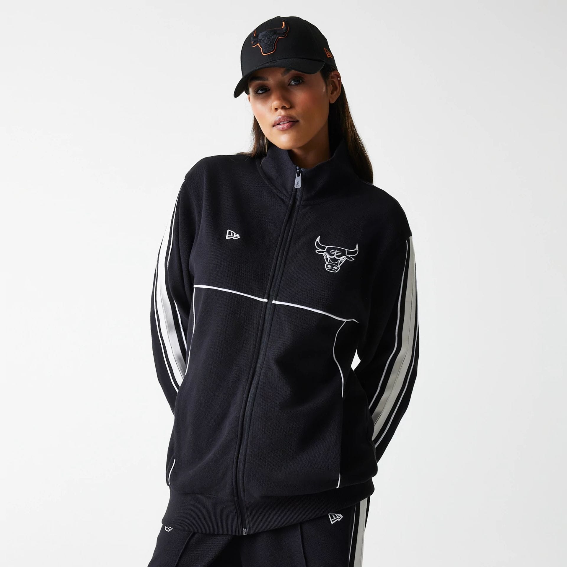 The Male model is wearing Chicago Bulls NBA Outline Black Track Jacket 4