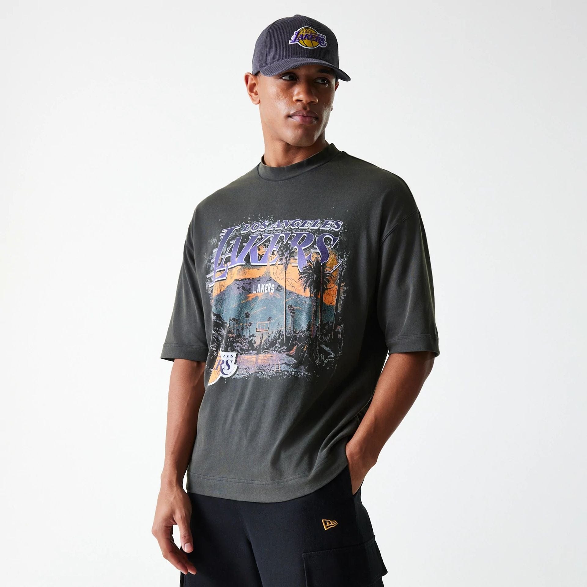 The Male model is wearing LA Lakers NBA Washed Graphic Grey T-Shirt 3