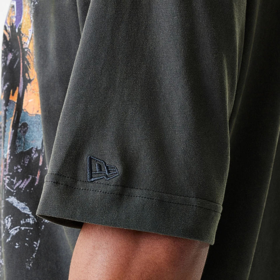 The Male model is wearing LA Lakers NBA Washed Graphic Grey T-Shirt 7