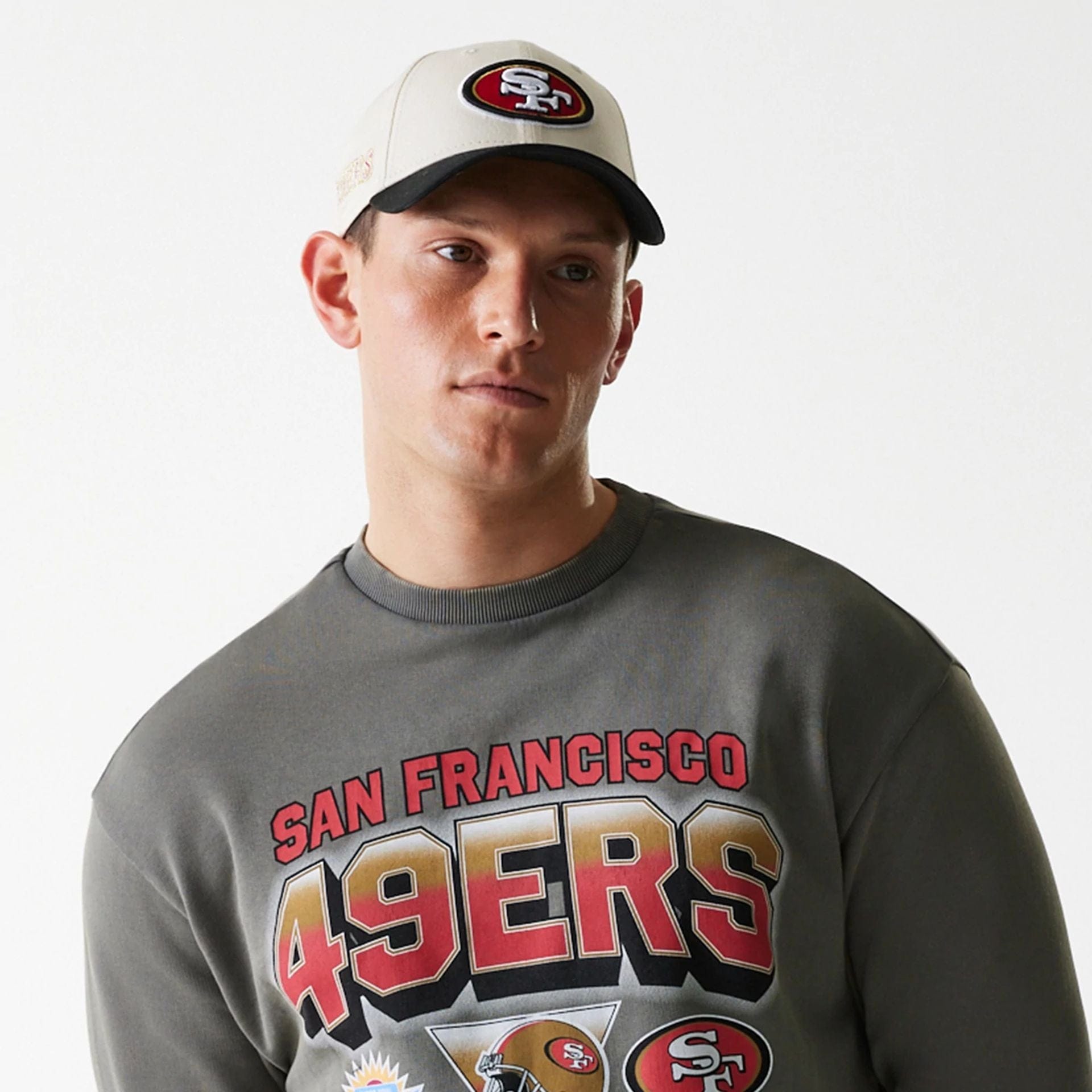 The Male model is wearing San Francisco 49ers NFL Washed Super Bowl Grey Oversized Crew Neck Sweater 6
