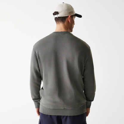 The Male model is wearing San Francisco 49ers NFL Washed Super Bowl Grey Oversized Crew Neck Sweater 2