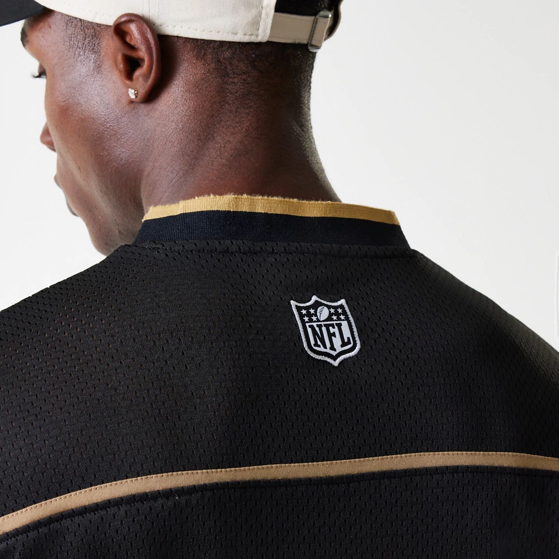 The Male model is wearing San Francisco 49ers NFL Mesh Black Jersey 4