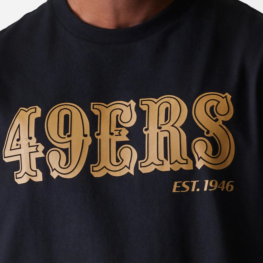 The Male model is wearing San Francisco 49ers NFL Wordmark Black Oversized T-Shirt 4