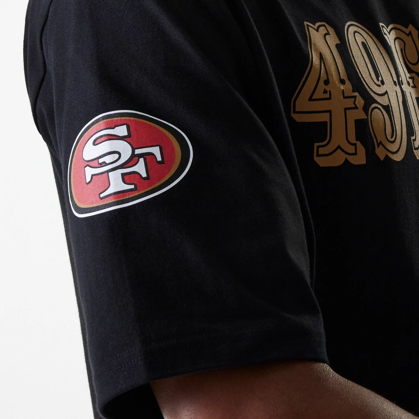 The Male model is wearing San Francisco 49ers NFL Wordmark Black Oversized T-Shirt 5