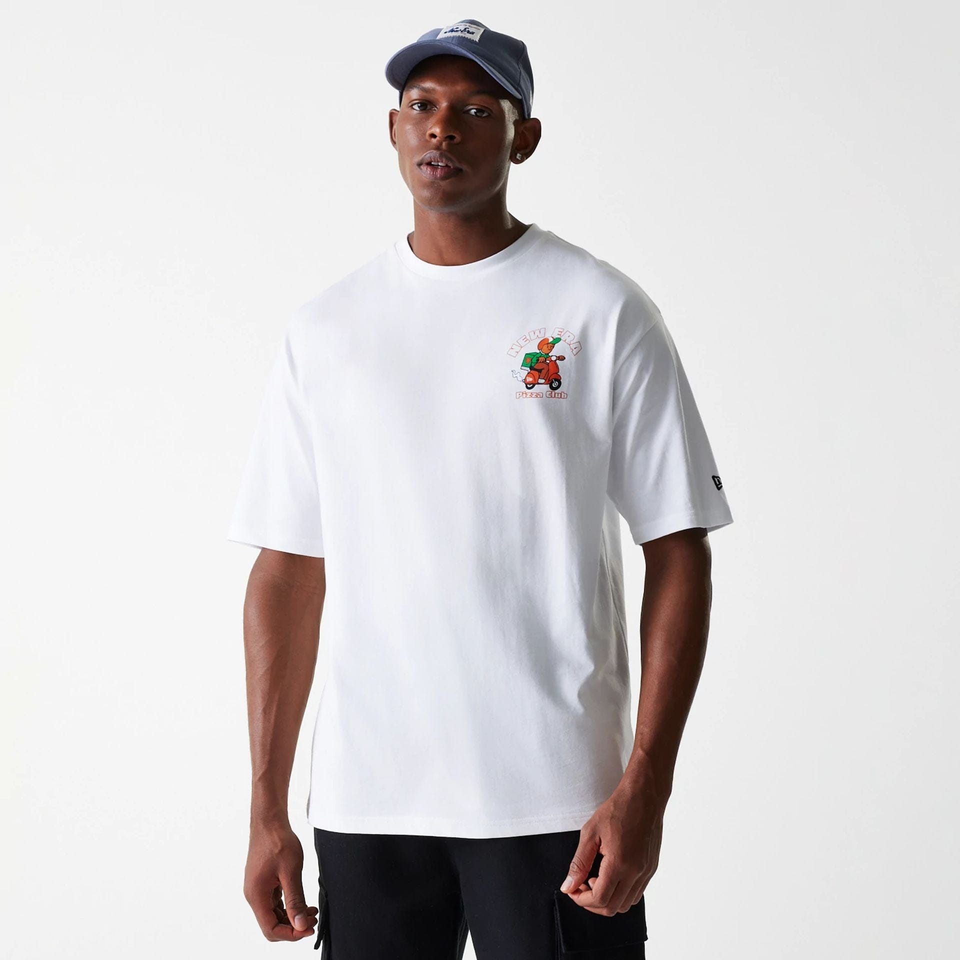 New Era Pizza Club Graphic White Oversized T-Shirt | NEC EU