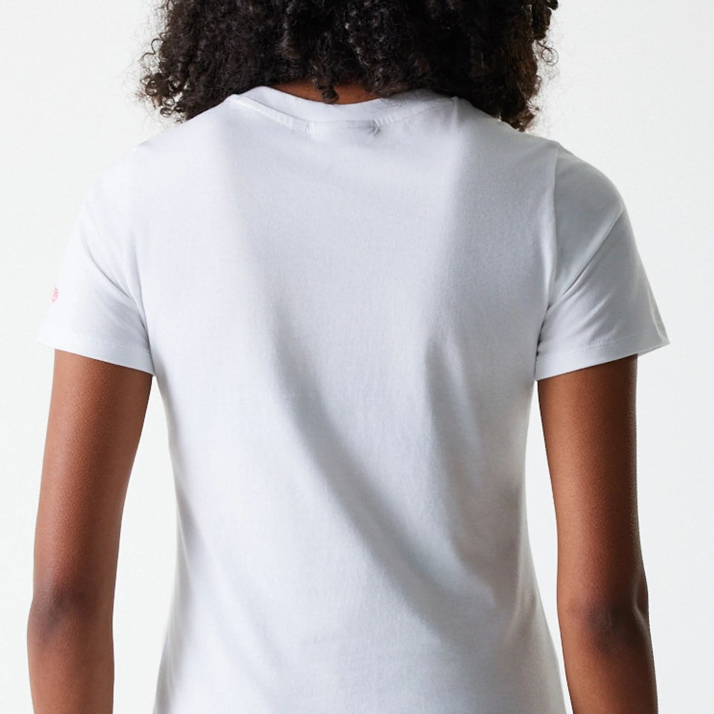 The Female model is wearing New York Yankees Womens MLB Midi League Essential White T-Shirt 7