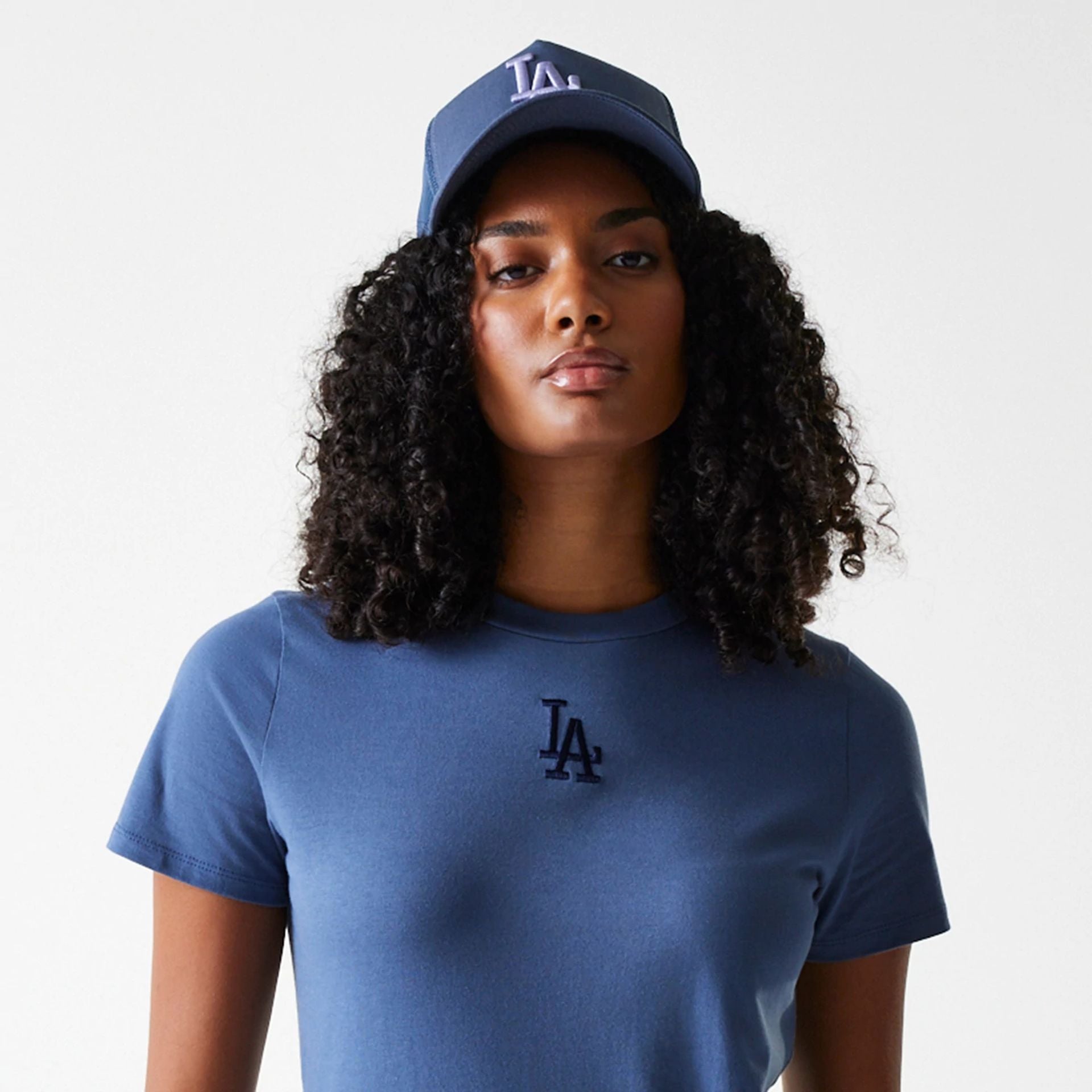 The Female model is wearing LA Dodgers Womens MLB Midi League Essential Dark Blue T-Shirt 6