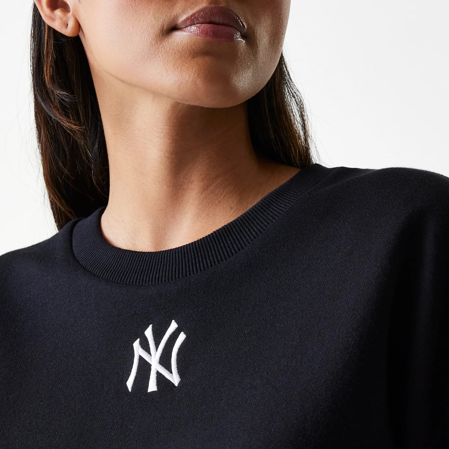 Womens MLB Midi League Essential New York Yankees Black Cropped