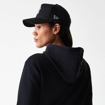 The Female model is wearing New York Yankees Womens MLB Midi League Essential Black Pullover Hoodie 7