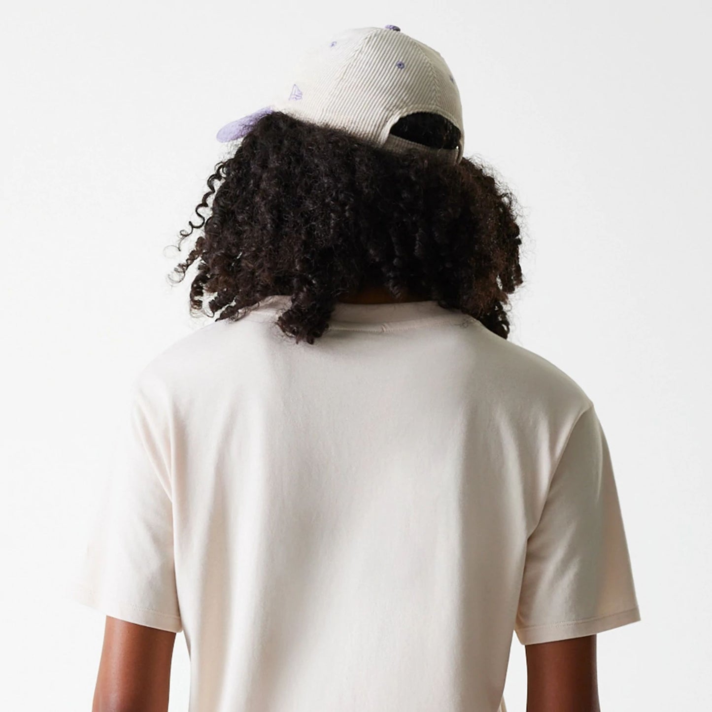 The Female model is wearing LA Dodgers Womens MLB Tonal Graphic Light Beige Oversized T-Shirt 7