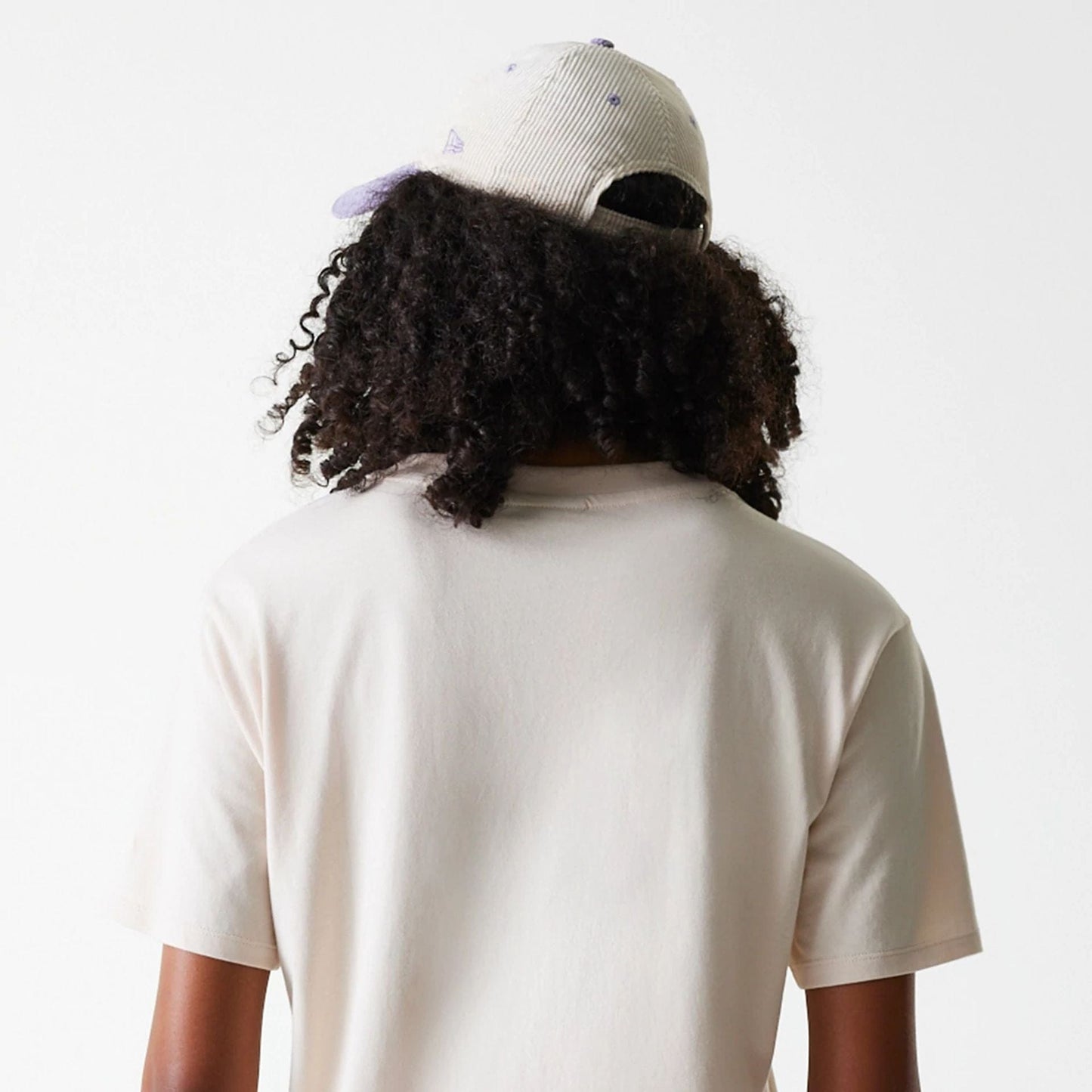 The Female model is wearing LA Dodgers Womens MLB Tonal Graphic Light Beige Oversized T-Shirt 7