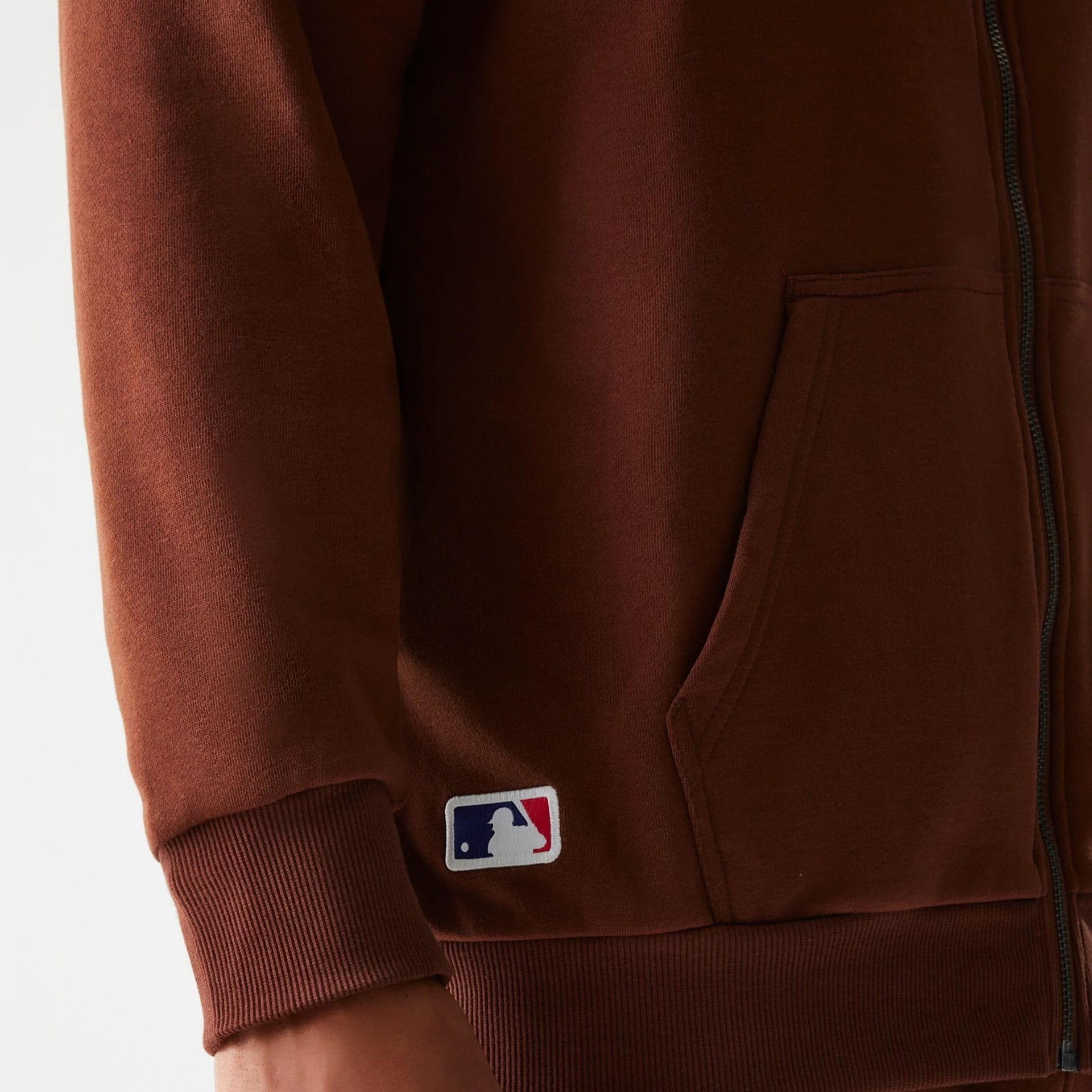 The Male model is wearing New York Yankees MLB Midi League Essential Brown Oversized Full Zip Hoodie 4