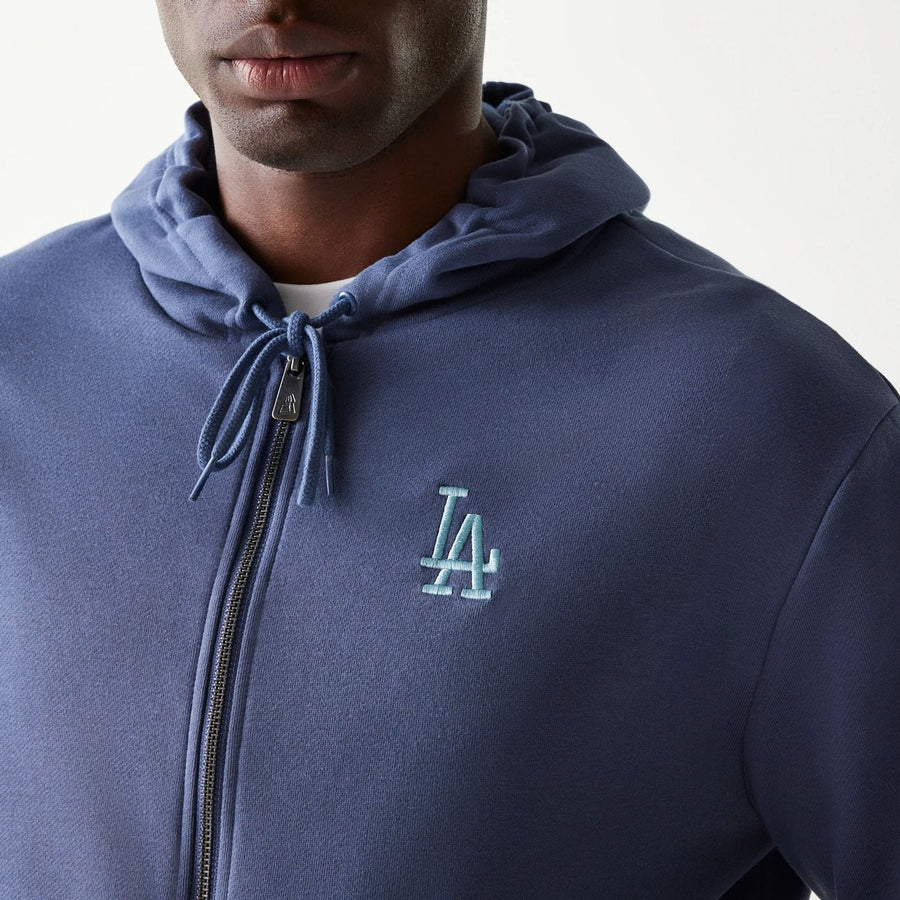 The Male model is wearing LA Dodgers MLB Midi League Essential Dark Blue Oversized Full Zip Hoodie 4